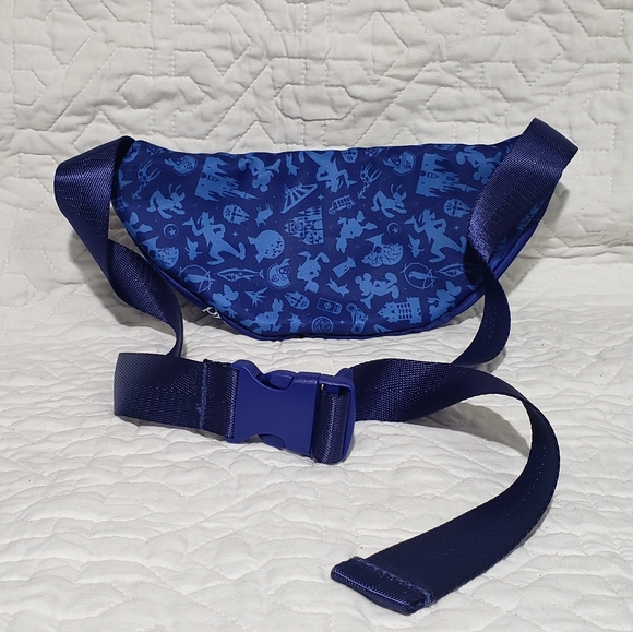 Walt Disney World 50th Year Anniversary fanny pack - Picture 2 of 2